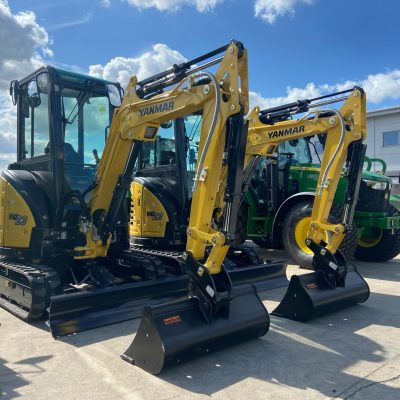 Harford Quick Hitch Couplers - On Yanmar machine